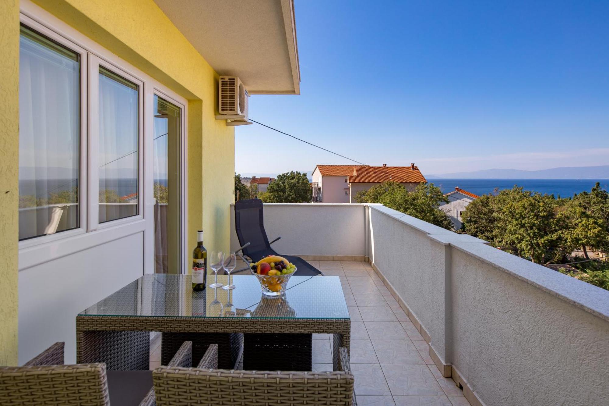 Apartments Kovacic Kraljevica Luaran gambar